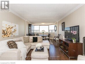 55 Yarmouth St in Guelph, ON - Building Photo - Building Photo