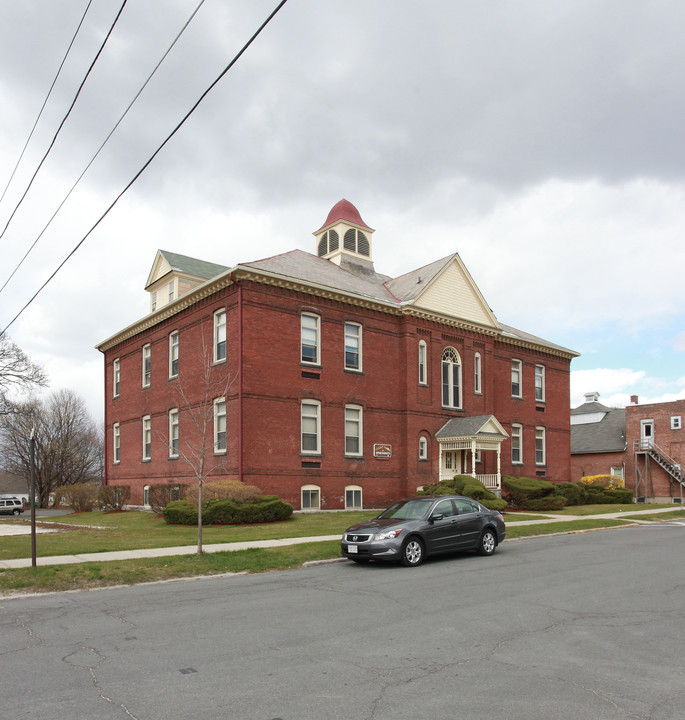 20 Hoosac St in Adams, MA - Building Photo