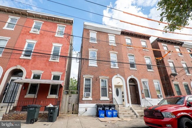 property at 1415 N 18th St