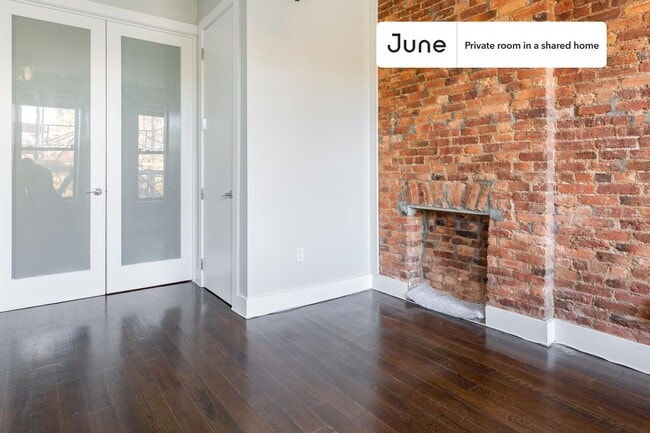 Private bedroom in 4 bed/2 bath Home in New York, NY - Building Photo - Building Photo