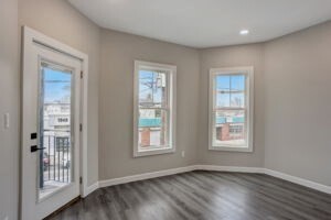 1049 Main St in Brockton, MA - Building Photo - Building Photo