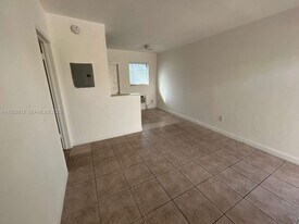 1270 NE 139th St in North Miami, FL - Building Photo