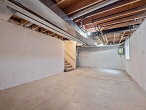 2 Bed / 2 Bath Sterling Heights Townhome - Awesome Home, even Better Location in Sterling Heights, MI - Foto de edificio - Building Photo