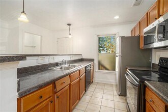 719 Magnolia St NW in Atlanta, GA - Building Photo - Building Photo