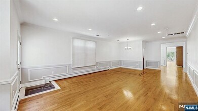 48 E Homestead Ave in Palisades Park, NJ - Building Photo - Building Photo