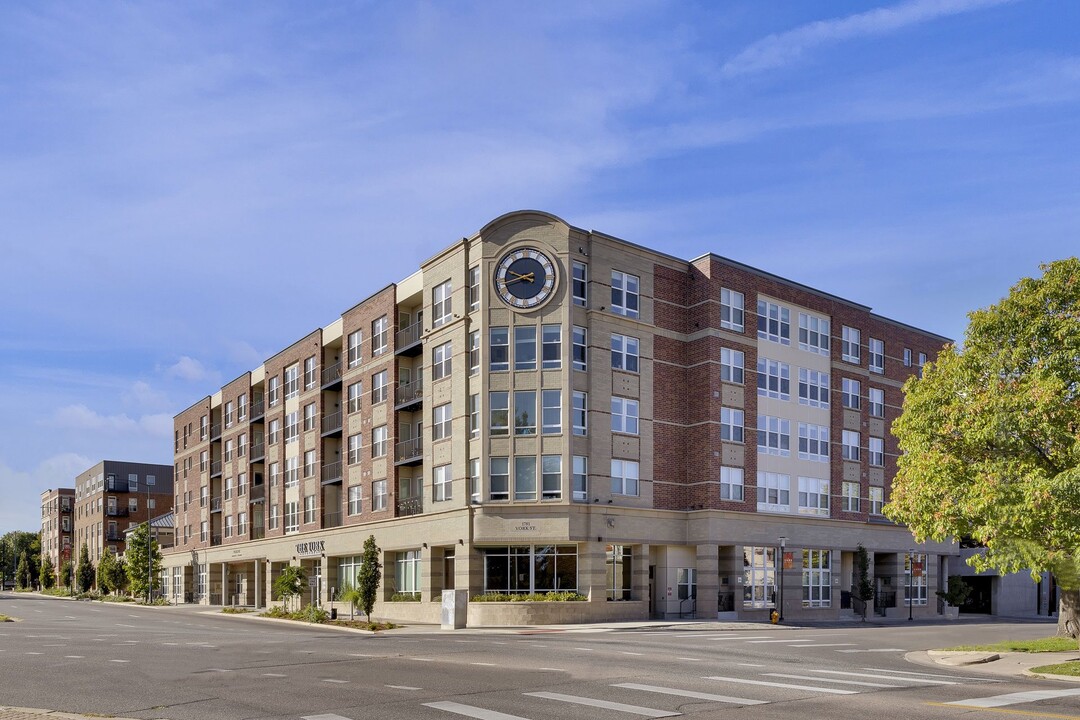 The York on City Park in Denver, CO - Foto de edificio