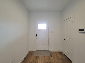 2519 Ocean Jasper Dr in Iowa Colony, TX - Building Photo - Building Photo