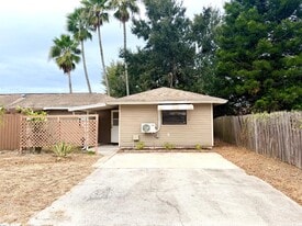 4042 Boulder Dr in New Port Richey, FL - Building Photo