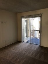 10737 San Diego Mission Rd in San Diego, CA - Building Photo - Building Photo