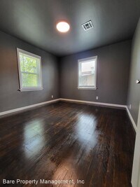 1133 E Lindsey St photo'