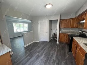 17055 Lincoln Ave in Eastpointe, MI - Building Photo - Building Photo