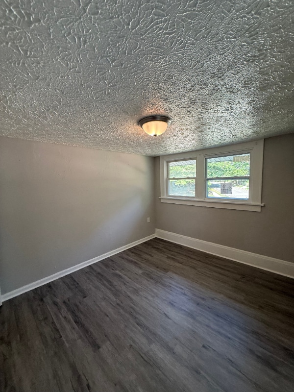 1299 Sunrise Dr in Akron, OH - Foto de edificio - Building Photo