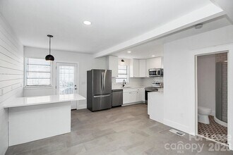 3121 Kirkland Ave in Charlotte, NC - Building Photo - Building Photo