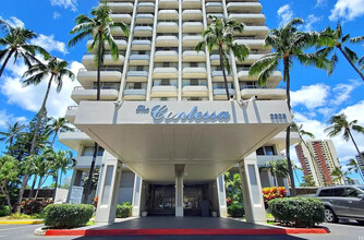 2825 S King St, Unit 201 in Honolulu, HI - Foto de edificio - Building Photo