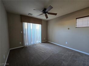 212 Caraway Bluffs Pl in Henderson, NV - Building Photo - Building Photo