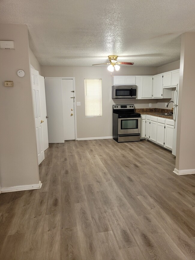 4220 Craig Ave, Unit Brittany Place At Craig in Charlotte, NC - Building Photo - Building Photo