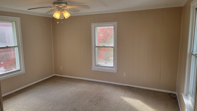 2137 7th St SW in Akron, OH - Building Photo - Building Photo