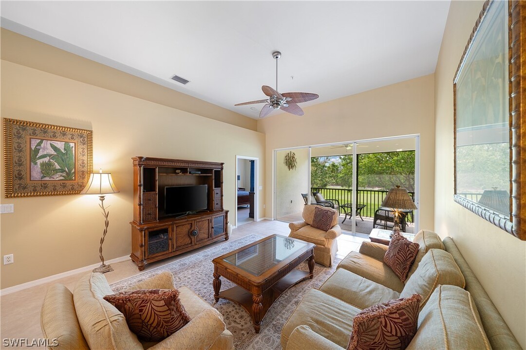 11051 Corsia Trieste Way in Bonita Springs, FL - Building Photo