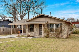 2909 Burning Oak Dr in Austin, TX - Building Photo