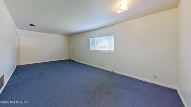 5709 Sue Ln in Jacksonville, FL - Building Photo - Building Photo