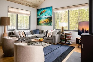 19 Lakewood Dr in Big Sky, MT - Building Photo