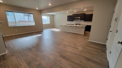 7926 34th Pl NE in Marysville, WA - Building Photo - Building Photo