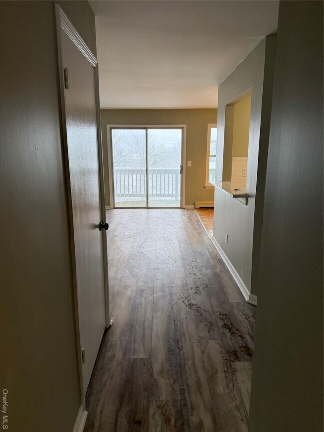 22 Lexington Hills Rd in Harriman, NY - Building Photo - Building Photo