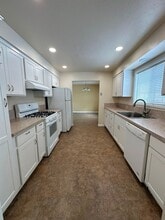 5505 Sturdivant Ave in Klamath Falls, OR - Building Photo - Building Photo