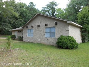 248 Foxglen Rd in Birmingham, AL - Foto de edificio - Building Photo