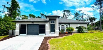 66 Wylam Dr in Port Charlotte, FL - Building Photo