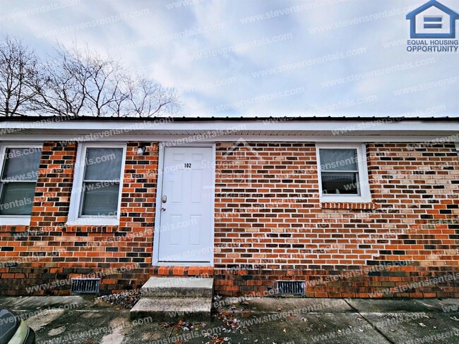 500 Skyline Dr in McMinnville, TN - Building Photo - Building Photo