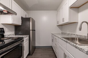 The Boulders in Amherst, MA - Building Photo