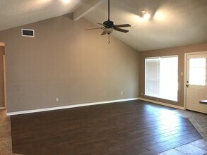 2613 Kline Cir in Schertz, TX - Building Photo - Building Photo