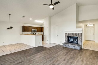 17111 Jigsaw Pathway-Unit -5440 2E Sloane in Round Rock, TX - Building Photo - Building Photo