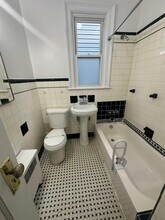 37 Dwight St in Jersey City, NJ - Building Photo - Building Photo