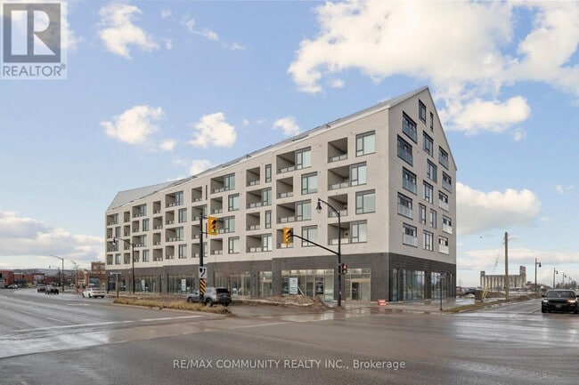 property at 31 Huron St