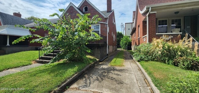 2424 Emil Ave in Louisville, KY - Building Photo - Building Photo
