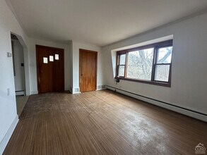 6140 NY-9G in Hudson, NY - Building Photo - Building Photo