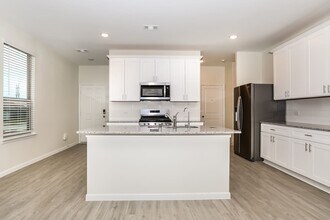 13511 Maltessa Dr in Magnolia, TX - Building Photo - Building Photo