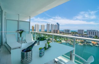 400 Sunny Isles Blvd