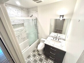 1047 June Rd in Memphis, TN - Building Photo - Building Photo