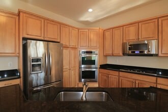 8213 River Quarry Pl in Bethesda, MD - Building Photo - Building Photo
