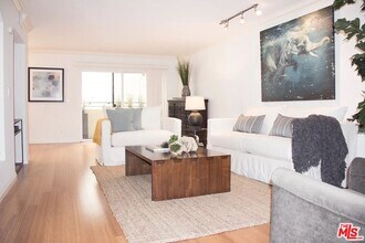 1154 S Barrington Ave in Los Angeles, CA - Foto de edificio - Building Photo