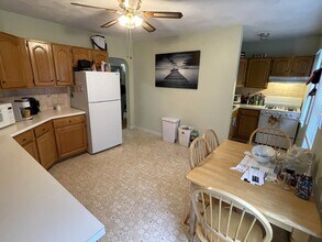 27 Ibbetson St, Unit 3 in Somerville, MA - Building Photo - Building Photo