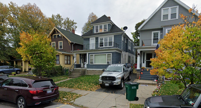 180 Merrimac St in Buffalo, NY - Building Photo - Building Photo