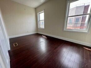 1723 Fontain St in Philadelphia, PA - Building Photo - Building Photo