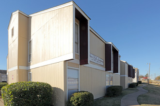 Southern Hills Apartments in Sapulpa, OK - Building Photo - Building Photo