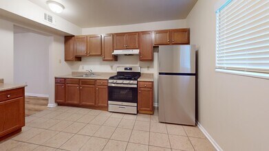 1351 Schwerner Ct in Pittsburgh, PA - Building Photo - Building Photo