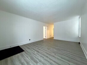 1257 3rd St in Muskegon, MI - Building Photo - Building Photo