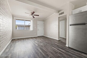 221 5th Ave E in Buckeye, AZ - Building Photo - Building Photo